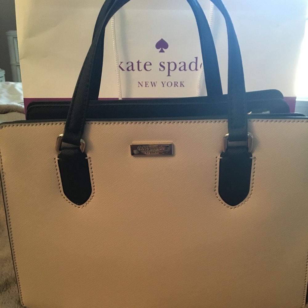 Kate Spade ♠️ Reese Laurel Way Purse